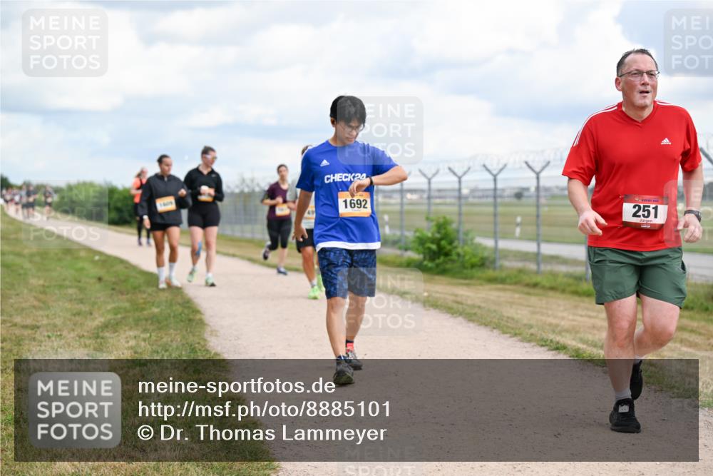 14.09.2025 - Airport Race Dr. Thomas Lammeyer http://msf.ph/oto/8885101 14.09.2025 12:40:44 Laufen 24, 1692, 251 meine-sportfotos.de