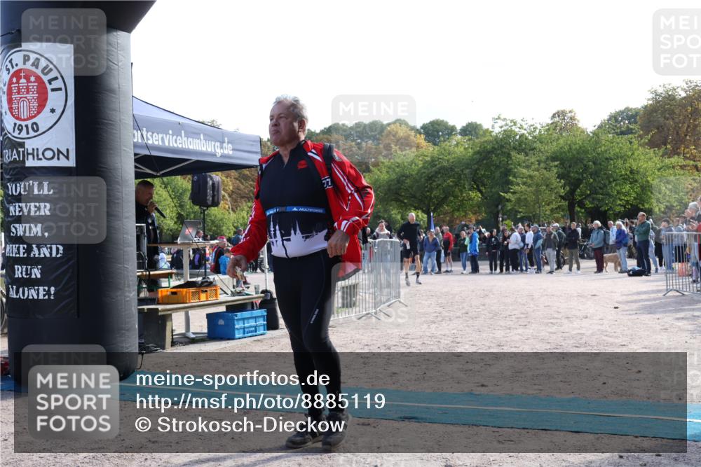 14.09.2025 - Stadtparktriathlon Strokosch-Dieckow http://msf.ph/oto/8885119 14.09.2025 11:02:37 Ziel 619 meine-sportfotos.de