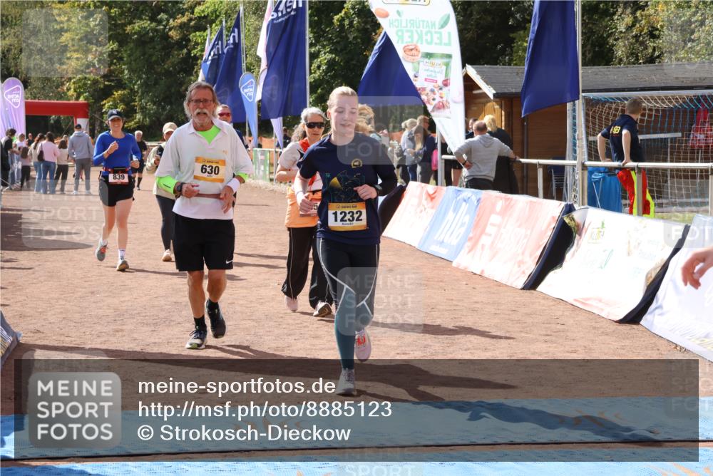 14.09.2025 - Airport Race Strokosch-Dieckow http://msf.ph/oto/8885123 14.09.2025 12:49:30 Ziel 35, 390, 630, 839, 1232, 1616, 1974, 4111 meine-sportfotos.de