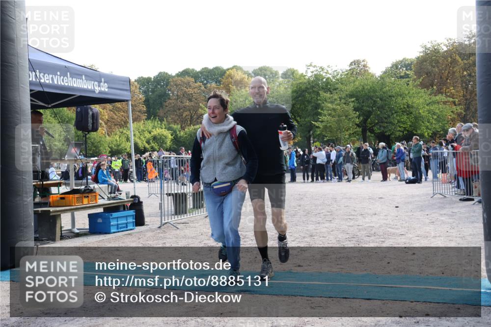 14.09.2025 - Stadtparktriathlon Strokosch-Dieckow http://msf.ph/oto/8885131 14.09.2025 11:02:41 Ziel  meine-sportfotos.de