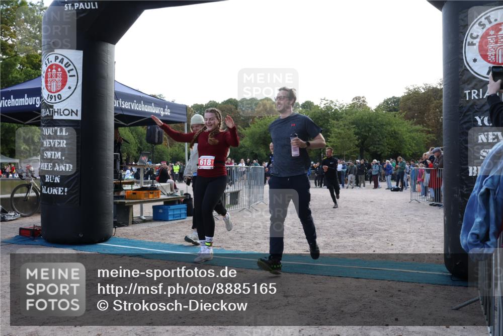 14.09.2025 - Stadtparktriathlon Strokosch-Dieckow http://msf.ph/oto/8885165 14.09.2025 11:03:28 Ziel 529, 592, 618 meine-sportfotos.de