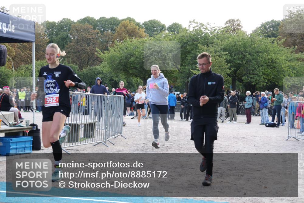 14.09.2025 - Stadtparktriathlon Strokosch-Dieckow http://msf.ph/oto/8885172 14.09.2025 11:03:29 Ziel 529, 592, 618 meine-sportfotos.de