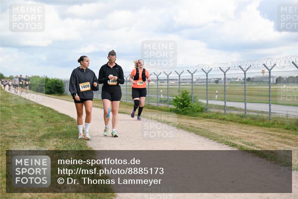 14.09.2025 - Airport Race Dr. Thomas Lammeyer http://msf.ph/oto/8885173 14.09.2025 12:40:51 Laufen 1380, 1609, 1556 meine-sportfotos.de