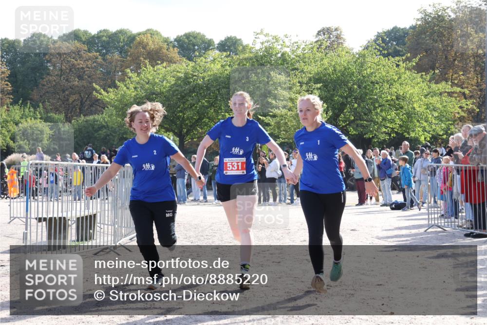 14.09.2025 - Stadtparktriathlon Strokosch-Dieckow http://msf.ph/oto/8885220 14.09.2025 11:04:21 Ziel 531 meine-sportfotos.de