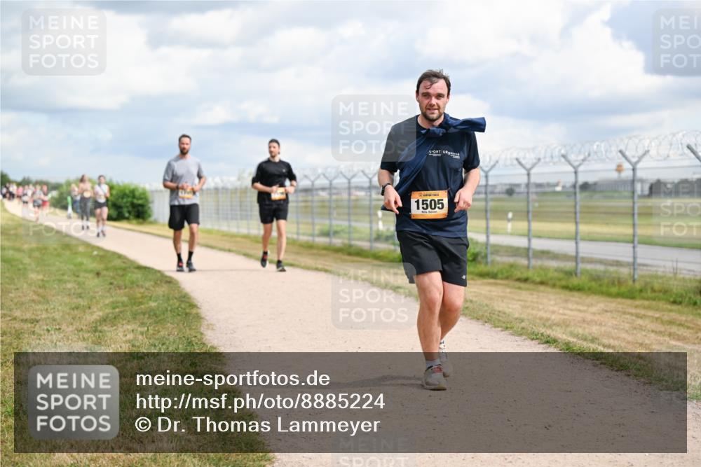 14.09.2025 - Airport Race Dr. Thomas Lammeyer http://msf.ph/oto/8885224 14.09.2025 12:41:10 Laufen 1505 meine-sportfotos.de