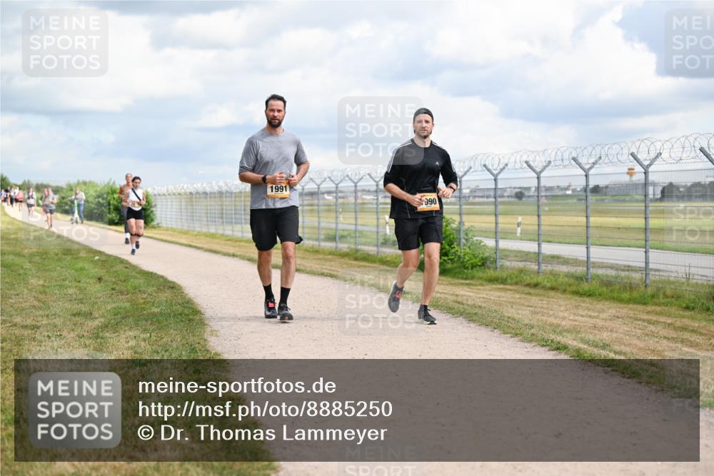 14.09.2025 - Airport Race Dr. Thomas Lammeyer http://msf.ph/oto/8885250 14.09.2025 12:41:14 Laufen 1991, 990 meine-sportfotos.de