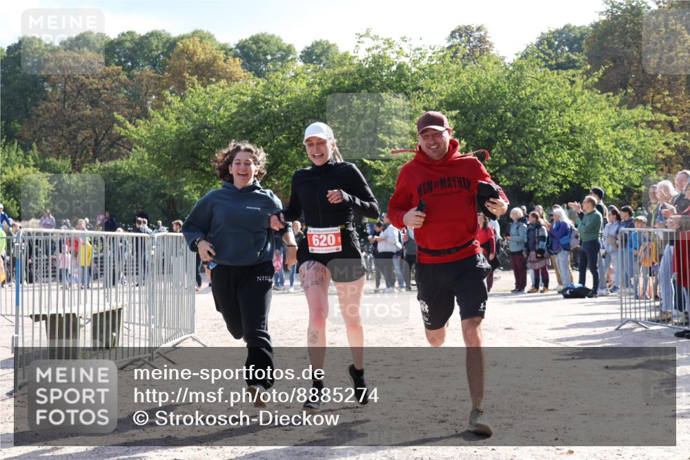 14.09.2025 - Stadtparktriathlon Strokosch-Dieckow http://msf.ph/oto/8885274 14.09.2025 11:05:24 Ziel 573, 620 meine-sportfotos.de