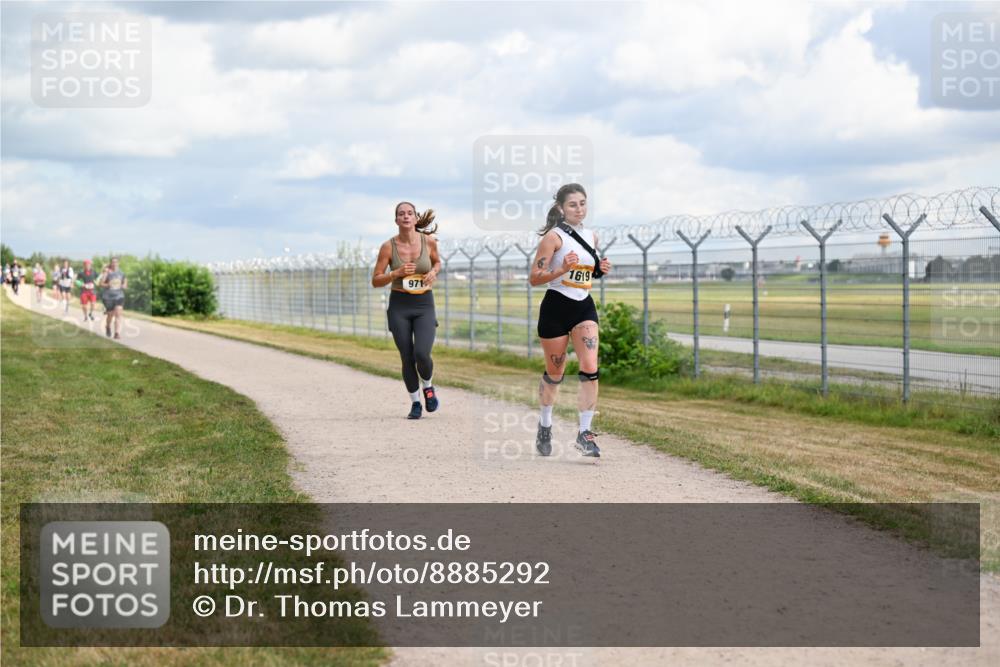 14.09.2025 - Airport Race Dr. Thomas Lammeyer http://msf.ph/oto/8885292 14.09.2025 12:41:21 Laufen 1619, 971 meine-sportfotos.de