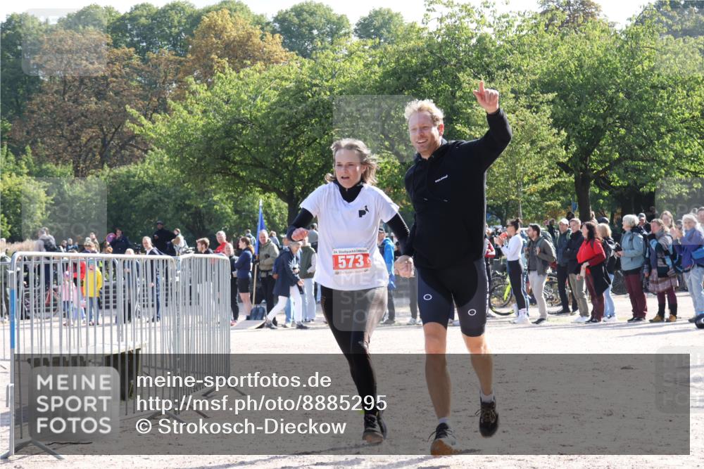 14.09.2025 - Stadtparktriathlon Strokosch-Dieckow http://msf.ph/oto/8885295 14.09.2025 11:05:30 Ziel 573, 620 meine-sportfotos.de