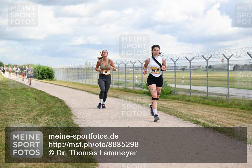 14.09.2025 - Airport Race Dr. Thomas Lammeyer http://msf.ph/oto/8885298 14.09.2025 12:41:21 Laufen 1619, 971 meine-sportfotos.de