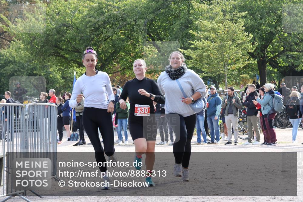 14.09.2025 - Stadtparktriathlon Strokosch-Dieckow http://msf.ph/oto/8885313 14.09.2025 11:05:53 Ziel 530 meine-sportfotos.de