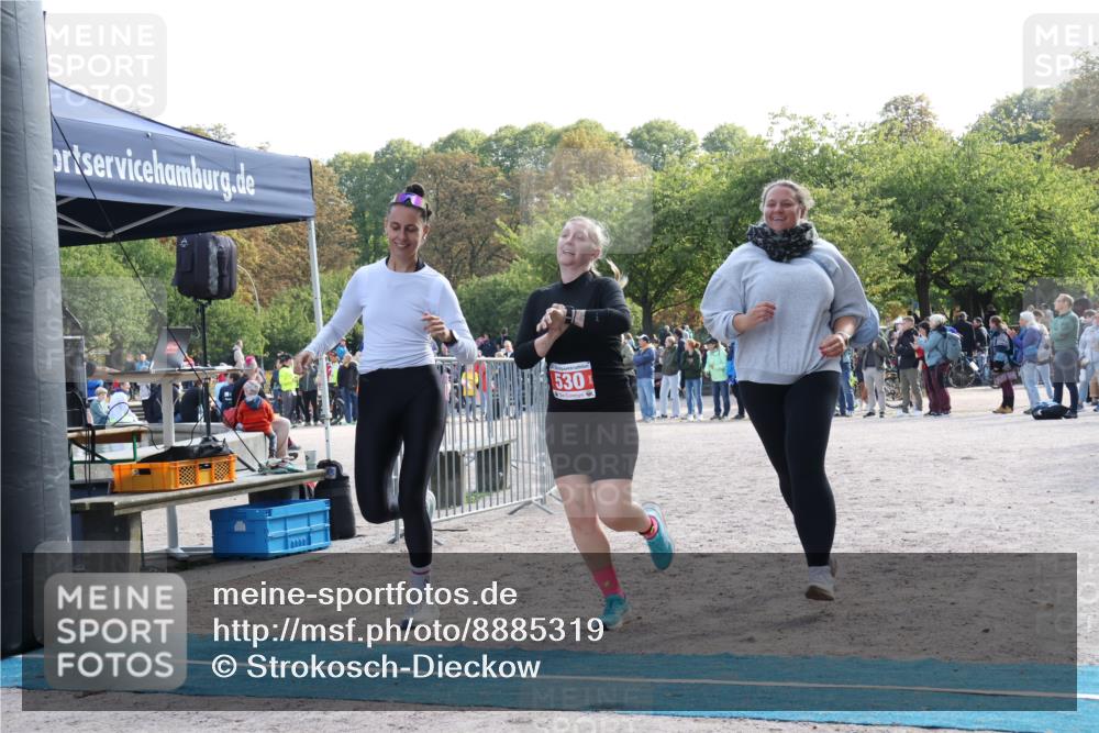 14.09.2025 - Stadtparktriathlon Strokosch-Dieckow http://msf.ph/oto/8885319 14.09.2025 11:05:54 Ziel 530 meine-sportfotos.de