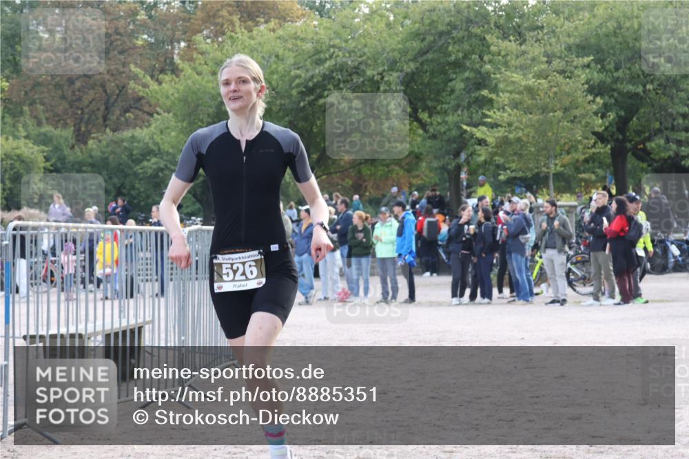 14.09.2025 - Stadtparktriathlon Strokosch-Dieckow http://msf.ph/oto/8885351 14.09.2025 11:06:12 Ziel 526, 546 meine-sportfotos.de