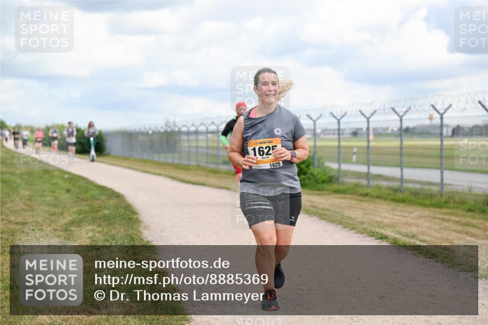 14.09.2025 - Airport Race Dr. Thomas Lammeyer http://msf.ph/oto/8885369 14.09.2025 12:41:36 Laufen 1625, 1625 meine-sportfotos.de