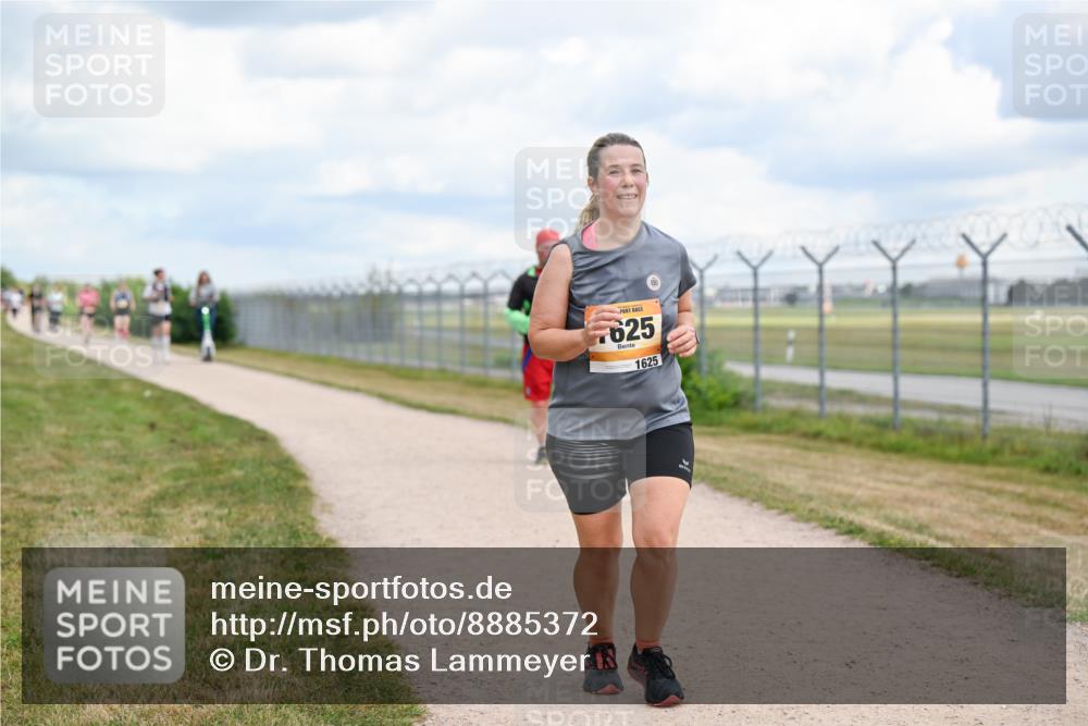 14.09.2025 - Airport Race Dr. Thomas Lammeyer http://msf.ph/oto/8885372 14.09.2025 12:41:36 Laufen 7625, 1625 meine-sportfotos.de