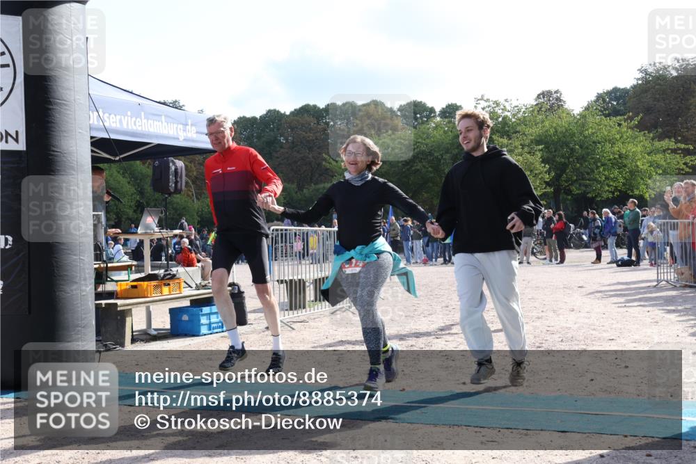 14.09.2025 - Stadtparktriathlon Strokosch-Dieckow http://msf.ph/oto/8885374 14.09.2025 11:06:24 Ziel 614, 660 meine-sportfotos.de