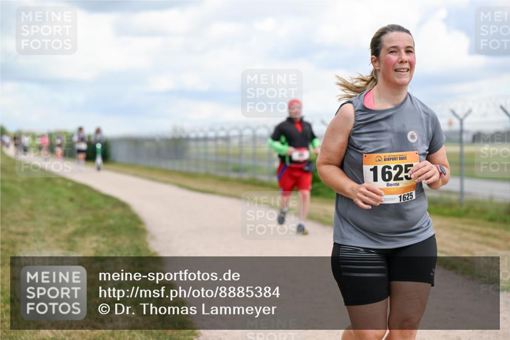 14.09.2025 - Airport Race Dr. Thomas Lammeyer http://msf.ph/oto/8885384 14.09.2025 12:41:37 Laufen 8, 1625, 1625 meine-sportfotos.de