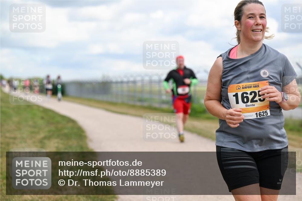 14.09.2025 - Airport Race Dr. Thomas Lammeyer http://msf.ph/oto/8885389 14.09.2025 12:41:37 Laufen 8, 42, 1625, 1625 meine-sportfotos.de