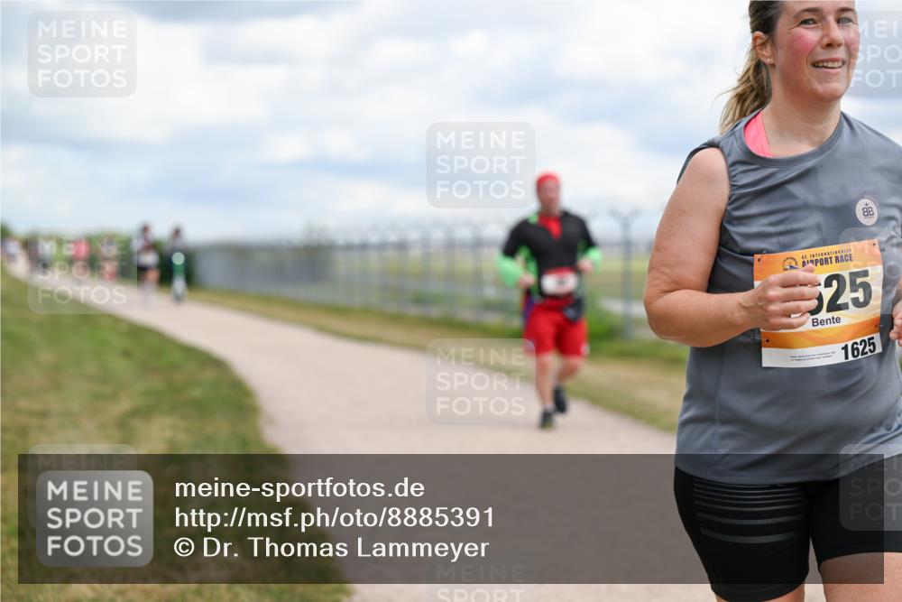 14.09.2025 - Airport Race Dr. Thomas Lammeyer http://msf.ph/oto/8885391 14.09.2025 12:41:38 Laufen 42, 525, 1625 meine-sportfotos.de