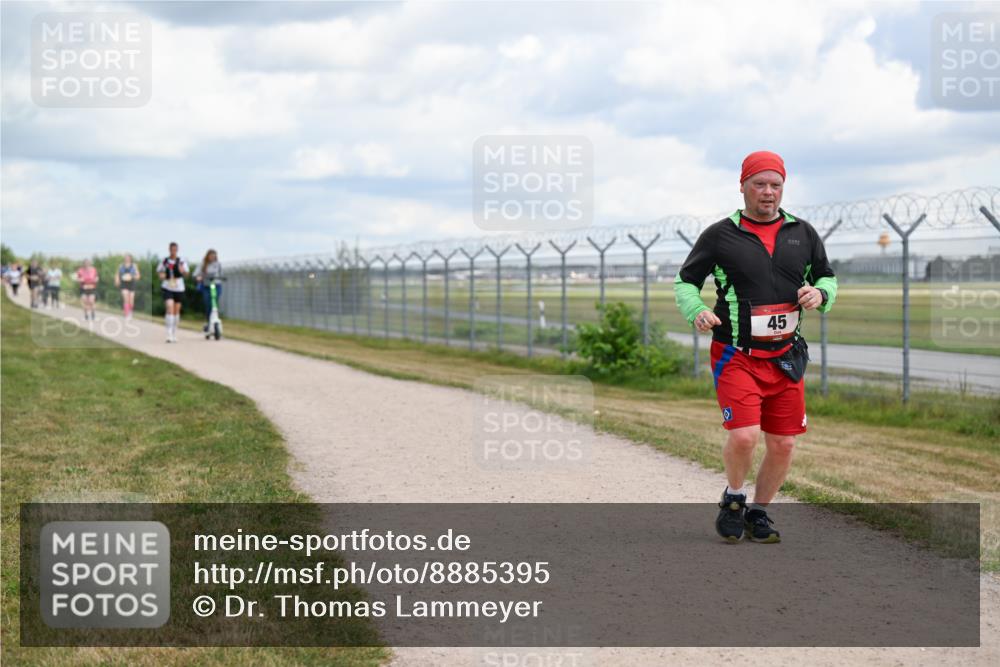 14.09.2025 - Airport Race Dr. Thomas Lammeyer http://msf.ph/oto/8885395 14.09.2025 12:41:39 Laufen 45 meine-sportfotos.de