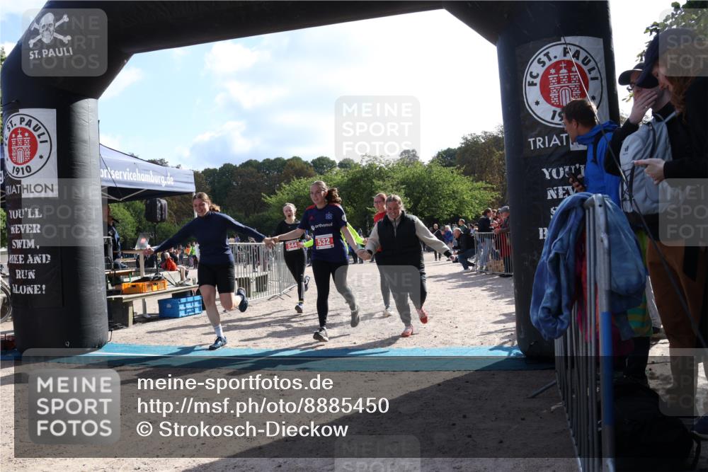 14.09.2025 - Stadtparktriathlon Strokosch-Dieckow http://msf.ph/oto/8885450 14.09.2025 11:07:43 Ziel 532, 533, 544 meine-sportfotos.de
