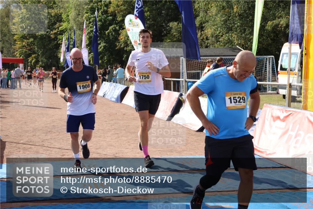 14.09.2025 - Airport Race Strokosch-Dieckow http://msf.ph/oto/8885470 14.09.2025 12:50:29 Ziel 1529, 1677, 1750, 1811, 1908 meine-sportfotos.de
