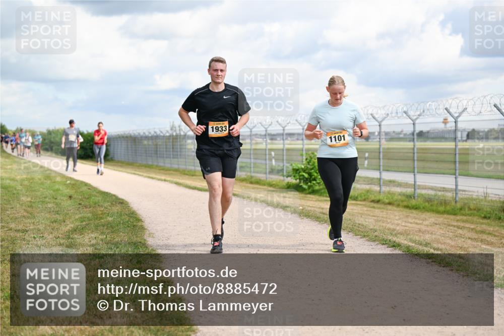 14.09.2025 - Airport Race Dr. Thomas Lammeyer http://msf.ph/oto/8885472 14.09.2025 12:42:09 Laufen 1933, 1101 meine-sportfotos.de