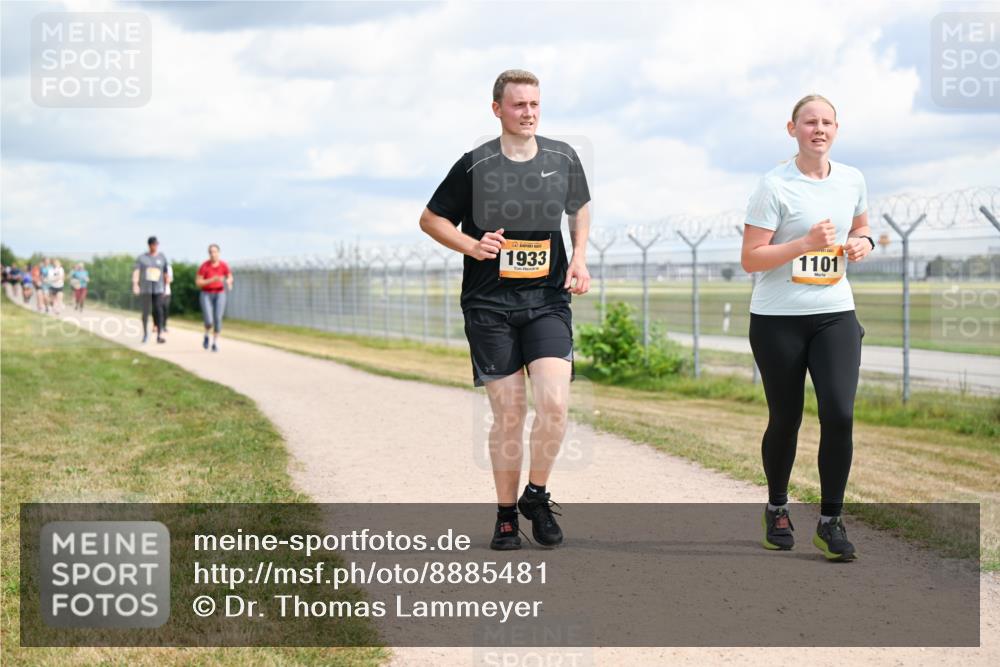 14.09.2025 - Airport Race Dr. Thomas Lammeyer http://msf.ph/oto/8885481 14.09.2025 12:42:10 Laufen 1933, 1101 meine-sportfotos.de