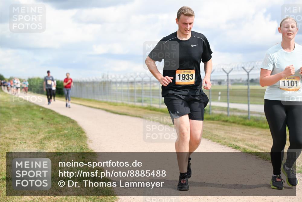 14.09.2025 - Airport Race Dr. Thomas Lammeyer http://msf.ph/oto/8885488 14.09.2025 12:42:11 Laufen 1933, 1101 meine-sportfotos.de