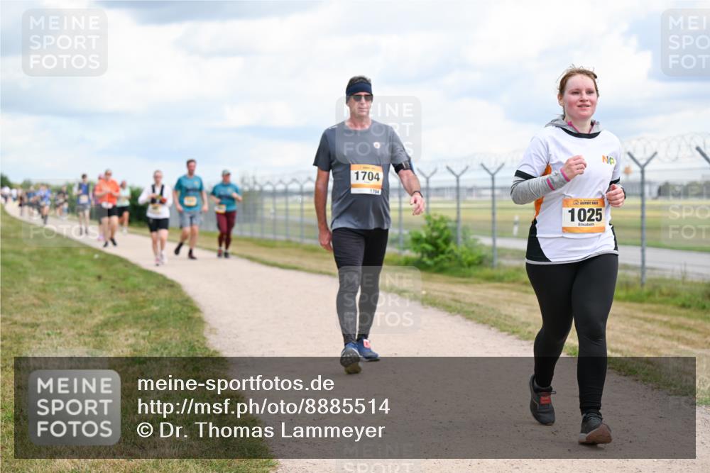 14.09.2025 - Airport Race Dr. Thomas Lammeyer http://msf.ph/oto/8885514 14.09.2025 12:42:26 Laufen 1704, 1704, 1025 meine-sportfotos.de