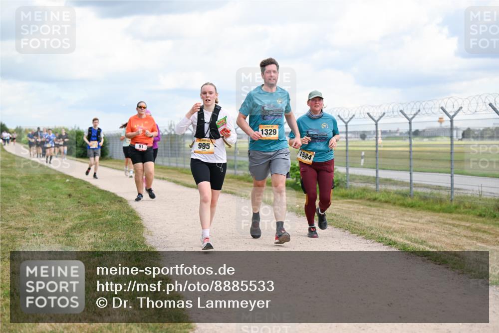14.09.2025 - Airport Race Dr. Thomas Lammeyer http://msf.ph/oto/8885533 14.09.2025 12:42:32 Laufen 91, 995, 1329, 1584 meine-sportfotos.de