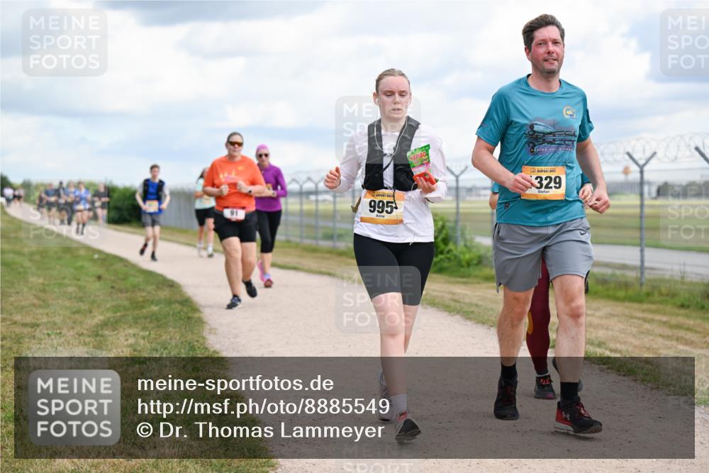 14.09.2025 - Airport Race Dr. Thomas Lammeyer http://msf.ph/oto/8885549 14.09.2025 12:42:33 Laufen 995, 329 meine-sportfotos.de