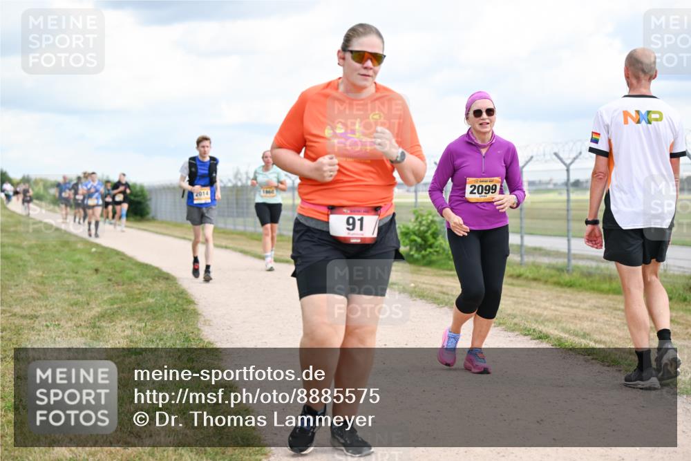 14.09.2025 - Airport Race Dr. Thomas Lammeyer http://msf.ph/oto/8885575 14.09.2025 12:42:37 Laufen 1860, 91, 2099 meine-sportfotos.de
