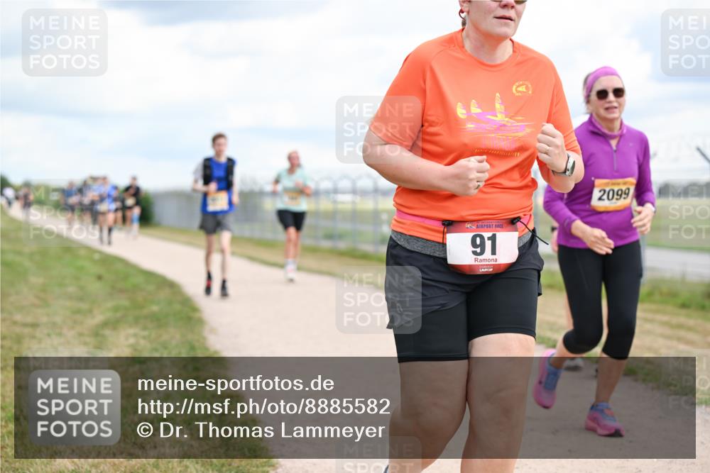 14.09.2025 - Airport Race Dr. Thomas Lammeyer http://msf.ph/oto/8885582 14.09.2025 12:42:37 Laufen 91, 2099 meine-sportfotos.de