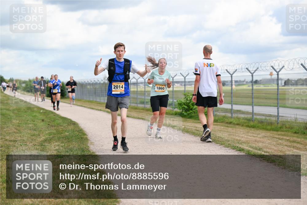 14.09.2025 - Airport Race Dr. Thomas Lammeyer http://msf.ph/oto/8885596 14.09.2025 12:42:39 Laufen 2014, 2014, 1860 meine-sportfotos.de