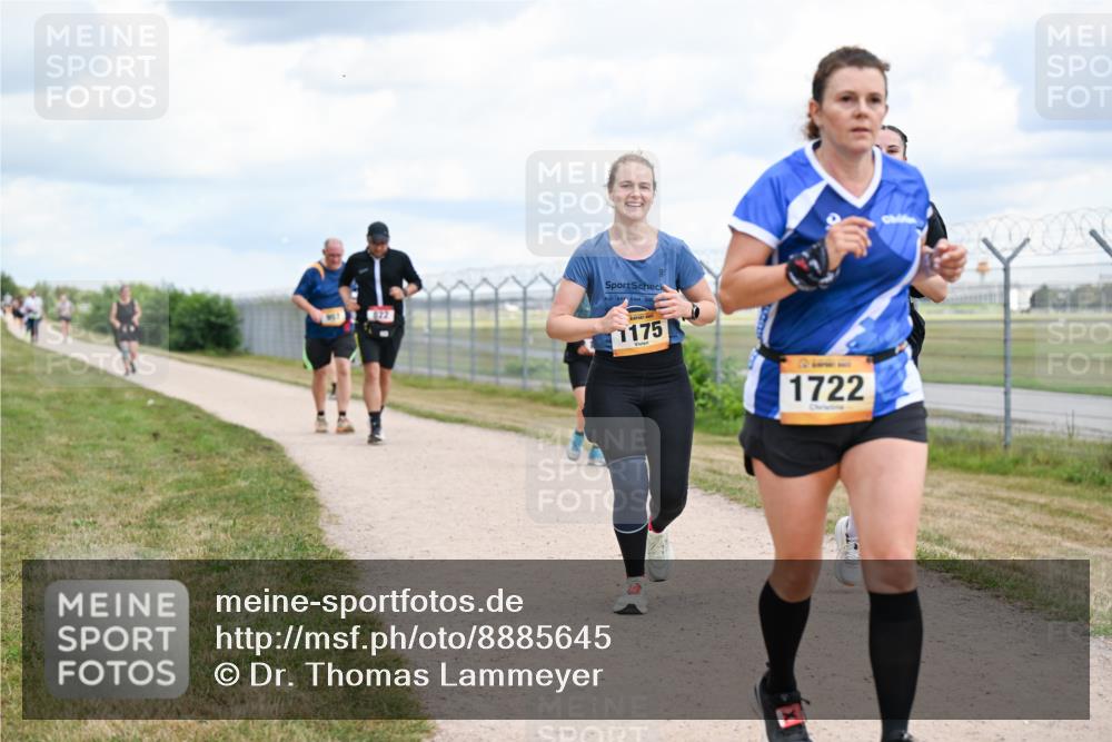 14.09.2025 - Airport Race Dr. Thomas Lammeyer http://msf.ph/oto/8885645 14.09.2025 12:42:50 Laufen 1175, 1722 meine-sportfotos.de