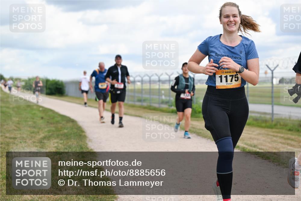 14.09.2025 - Airport Race Dr. Thomas Lammeyer http://msf.ph/oto/8885656 14.09.2025 12:42:51 Laufen 1175 meine-sportfotos.de