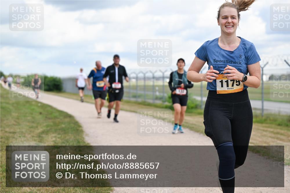 14.09.2025 - Airport Race Dr. Thomas Lammeyer http://msf.ph/oto/8885657 14.09.2025 12:42:52 Laufen 132, 1175 meine-sportfotos.de