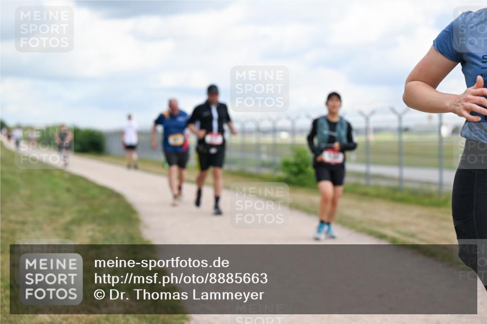 14.09.2025 - Airport Race Dr. Thomas Lammeyer http://msf.ph/oto/8885663 14.09.2025 12:42:52 Laufen 78 meine-sportfotos.de