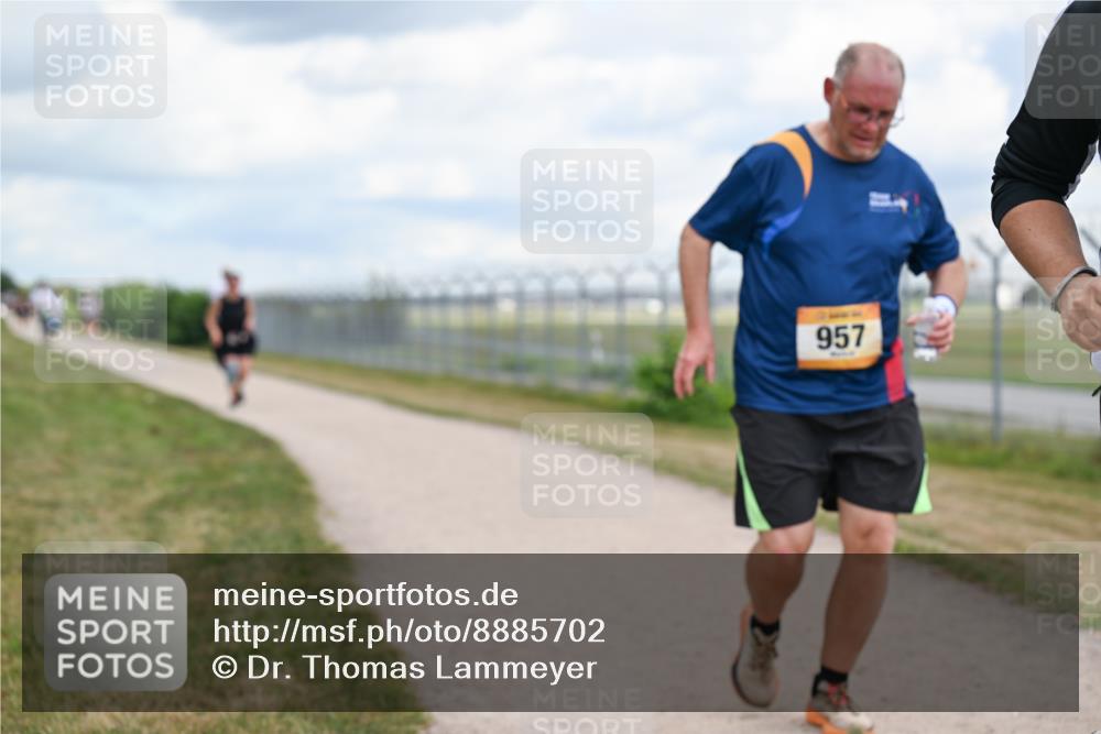 14.09.2025 - Airport Race Dr. Thomas Lammeyer http://msf.ph/oto/8885702 14.09.2025 12:42:57 Laufen 957 meine-sportfotos.de