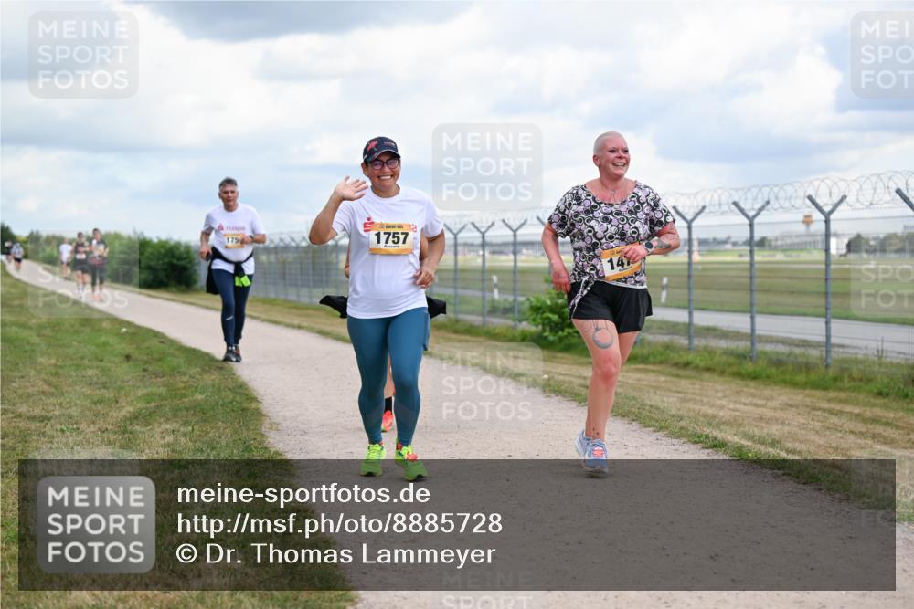 14.09.2025 - Airport Race Dr. Thomas Lammeyer http://msf.ph/oto/8885728 14.09.2025 12:43:23 Laufen 175, 18, 1757 meine-sportfotos.de