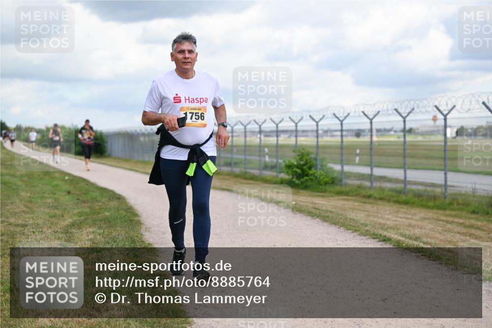 14.09.2025 - Airport Race Dr. Thomas Lammeyer http://msf.ph/oto/8885764 14.09.2025 12:43:27 Laufen 1756 meine-sportfotos.de