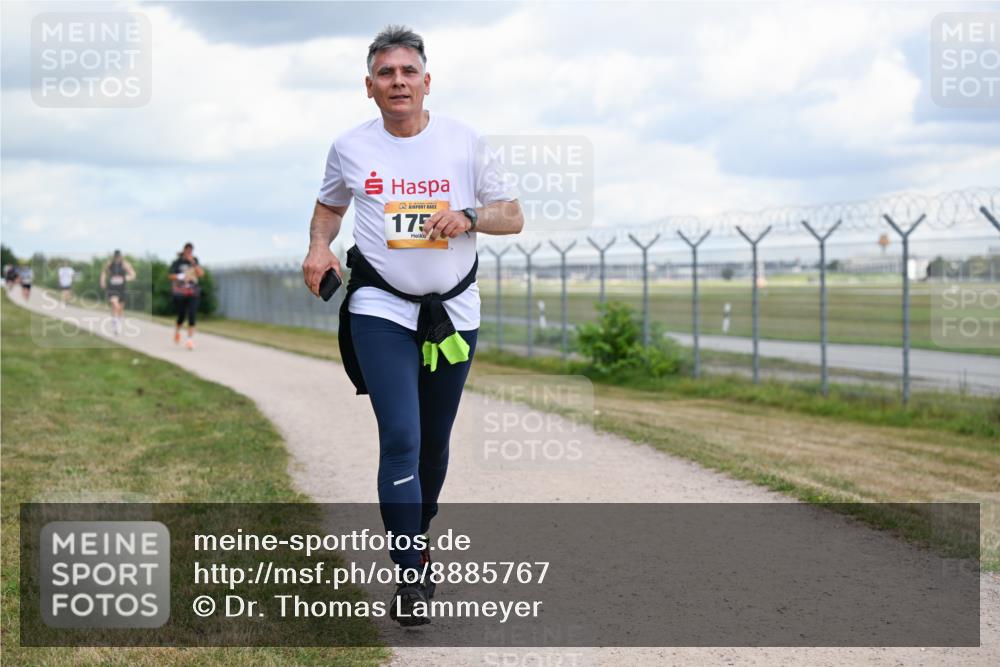 14.09.2025 - Airport Race Dr. Thomas Lammeyer http://msf.ph/oto/8885767 14.09.2025 12:43:28 Laufen 175 meine-sportfotos.de