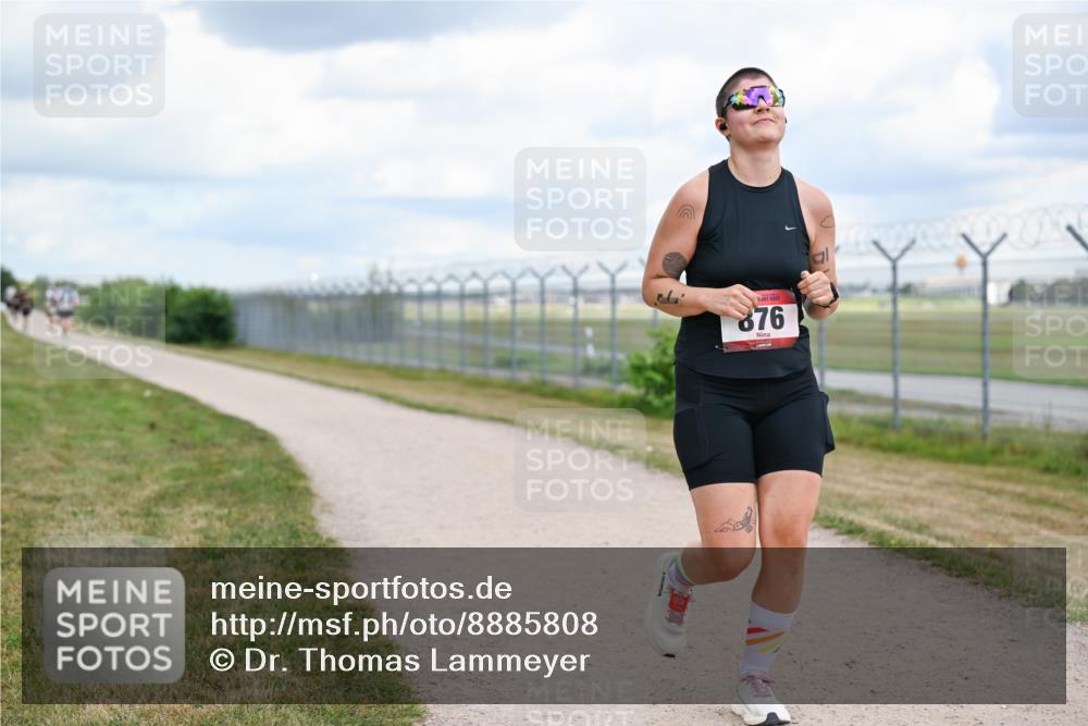 14.09.2025 - Airport Race Dr. Thomas Lammeyer http://msf.ph/oto/8885808 14.09.2025 12:43:41 Laufen 876 meine-sportfotos.de