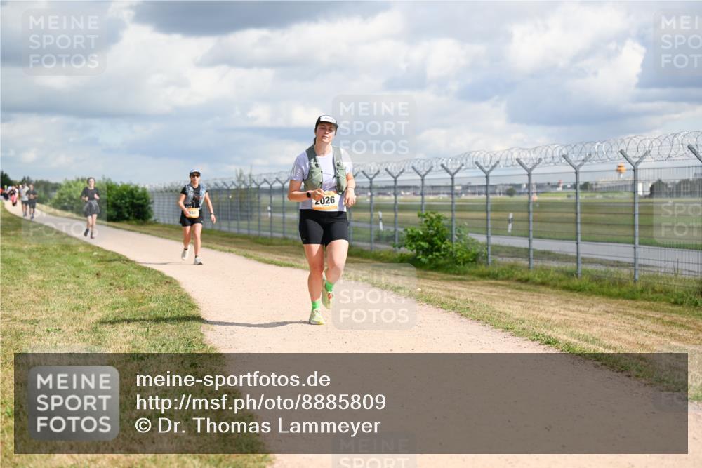 14.09.2025 - Airport Race Dr. Thomas Lammeyer http://msf.ph/oto/8885809 14.09.2025 12:44:02 Laufen 350, 2026 meine-sportfotos.de