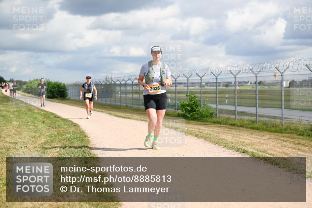 14.09.2025 - Airport Race Dr. Thomas Lammeyer http://msf.ph/oto/8885813 14.09.2025 12:44:03 Laufen 2026 meine-sportfotos.de