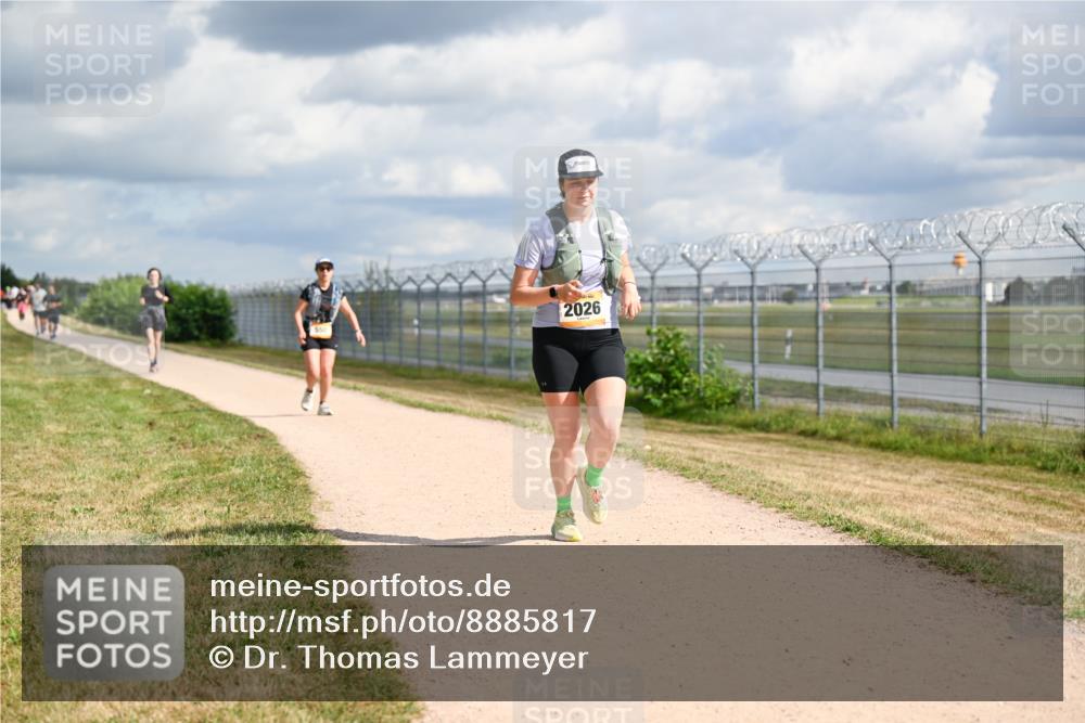 14.09.2025 - Airport Race Dr. Thomas Lammeyer http://msf.ph/oto/8885817 14.09.2025 12:44:03 Laufen 2026 meine-sportfotos.de