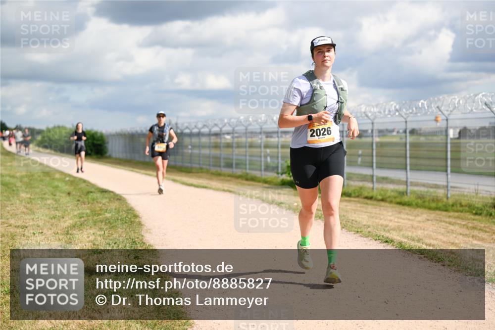 14.09.2025 - Airport Race Dr. Thomas Lammeyer http://msf.ph/oto/8885827 14.09.2025 12:44:04 Laufen 2026 meine-sportfotos.de
