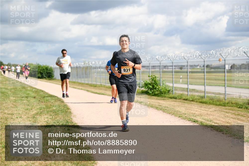 14.09.2025 - Airport Race Dr. Thomas Lammeyer http://msf.ph/oto/8885890 14.09.2025 12:44:30 Laufen 1806, 931 meine-sportfotos.de