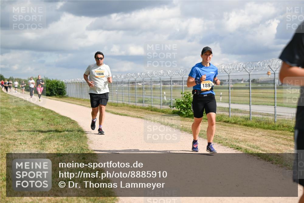 14.09.2025 - Airport Race Dr. Thomas Lammeyer http://msf.ph/oto/8885910 14.09.2025 12:44:32 Laufen 1806, 1893 meine-sportfotos.de
